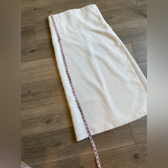 Tuckernuck Strapless White Midi Dress - Picture 9 of 12